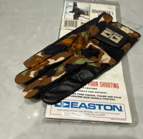 Easton 085925952610 Leather Adult Large Rh Bowhunters Glove