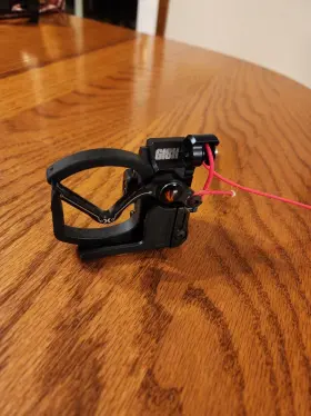 Gi8xrh-b-01 Vapor Trail Gen Integr8x Arrow Rest Bowtech Black Rh