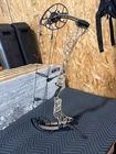 Mathews Lift 29.5 Rh Earth Swx/swz Mods Used. Price: $1100.00.