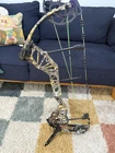 Bear Archery Approach Hc Compound Bow Rh 60LB Used. Price: $250.00.